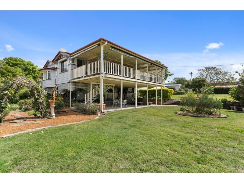 61 HENDERSON RD, Lanefield QLD 4340