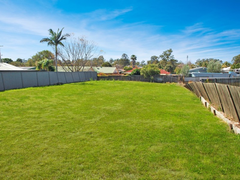 8 Cypress st, Yamanto QLD 4305
