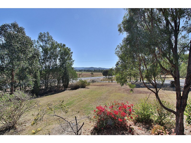8 Old Fernvale Road, Fernvale QLD 4306