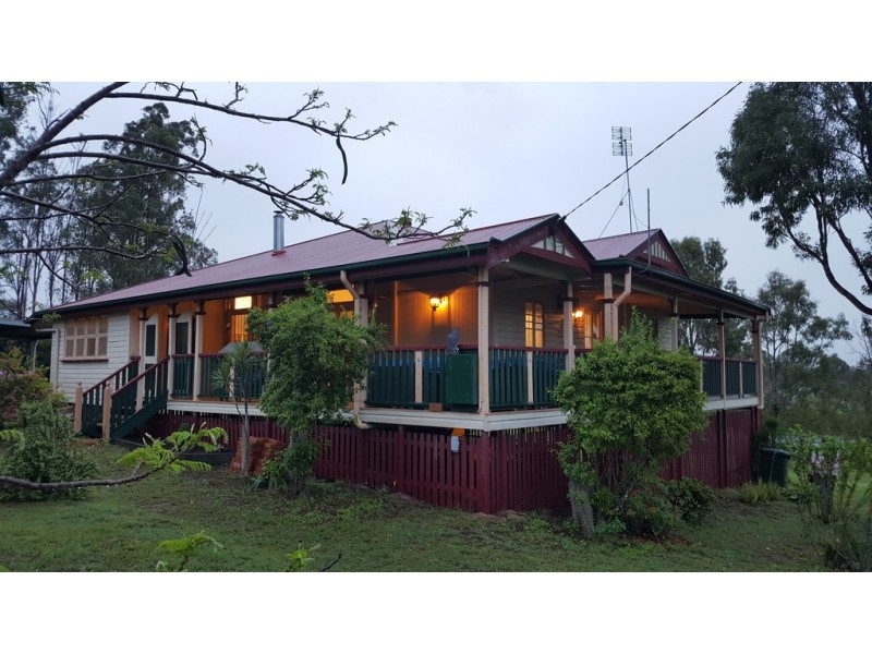 8 Old Fernvale Road, Fernvale QLD 4306