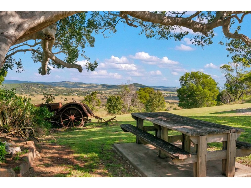 177-179 Lukritzs Rd, Tarampa QLD 4311