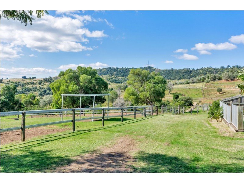 177-179 Lukritzs Rd, Tarampa QLD 4311