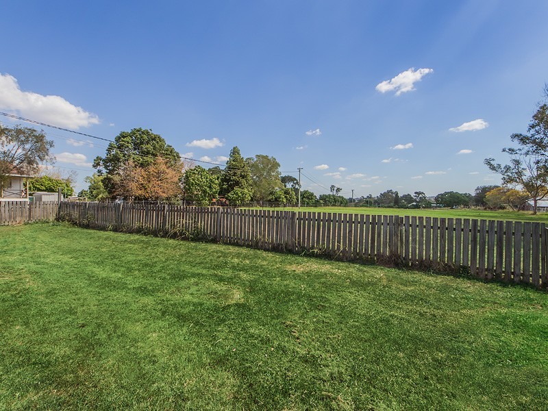 50a Andrew street, Bundamba QLD 4304