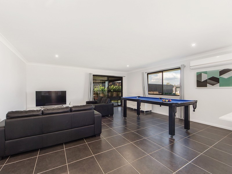 12 Emeraldwood St, Fernvale QLD 4306