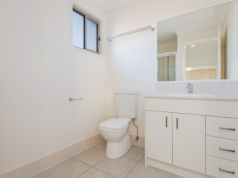 38 Barwell St, Brassall QLD 4305