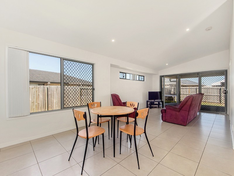 21 Hamersly St, Redbank Plains QLD 4301