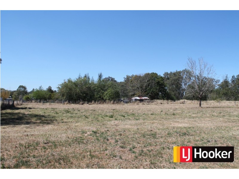 3-5 Wilson St, Calvert QLD 4340