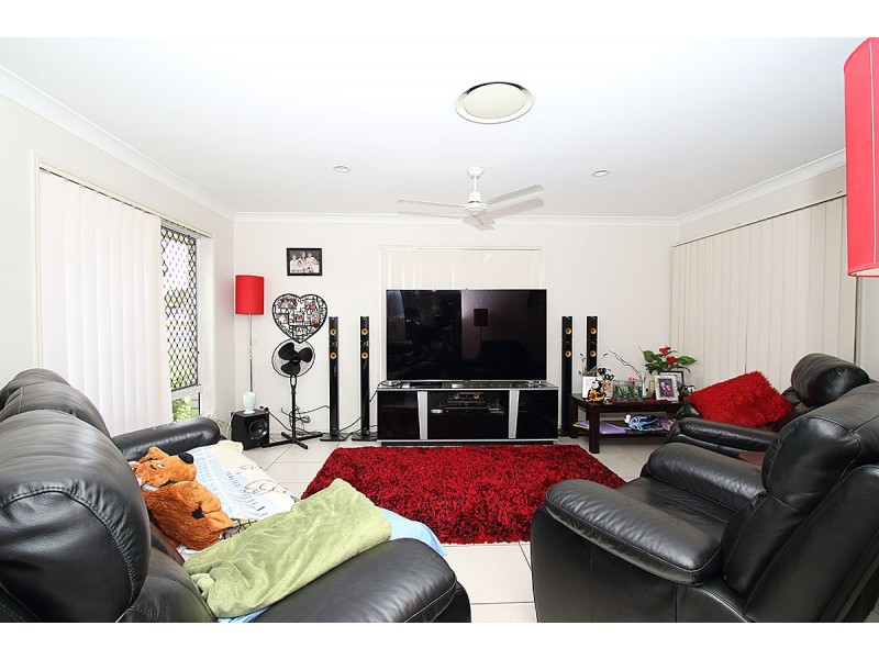 2 Benjamin Court, Yamanto QLD 4305