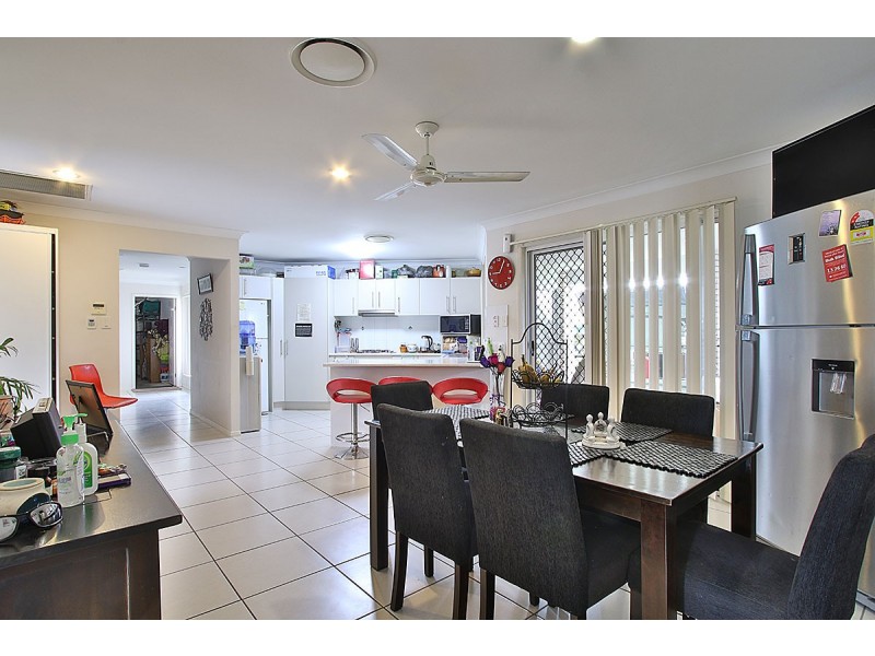 2 Benjamin Court, Yamanto QLD 4305