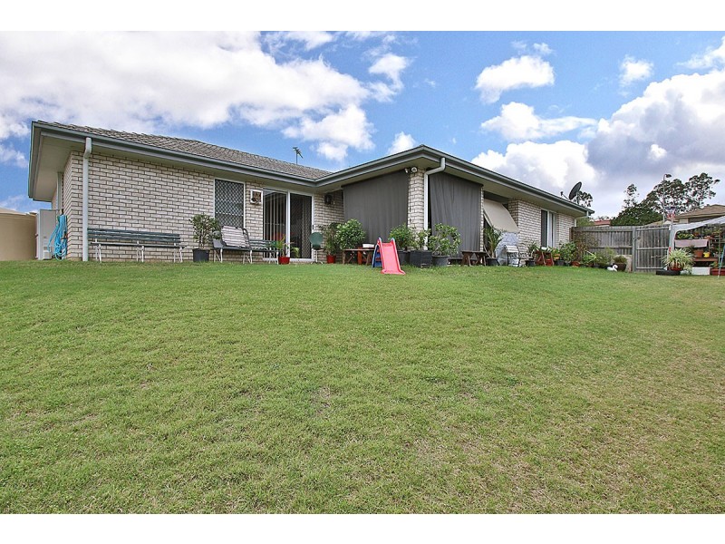 2 Benjamin Court, Yamanto QLD 4305