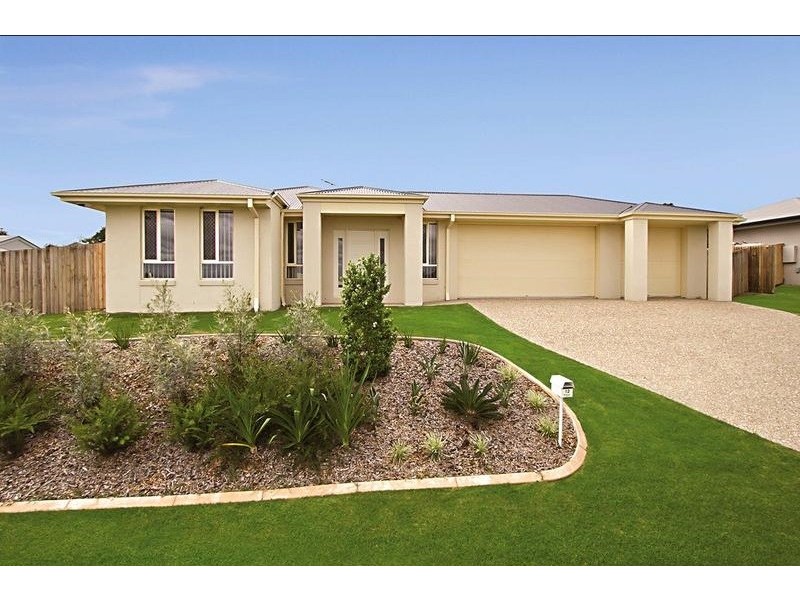 12 Iris Court, Yamanto QLD 4305