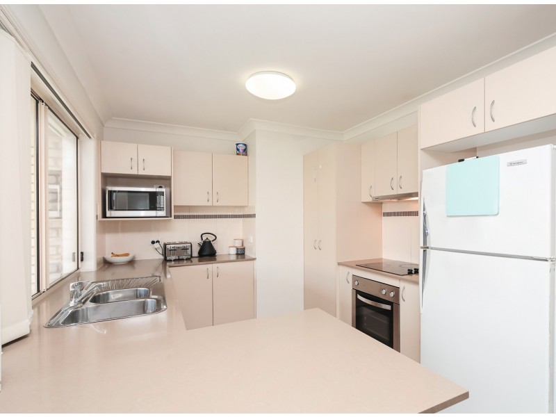 7 Lukin Court, Brassall QLD 4305