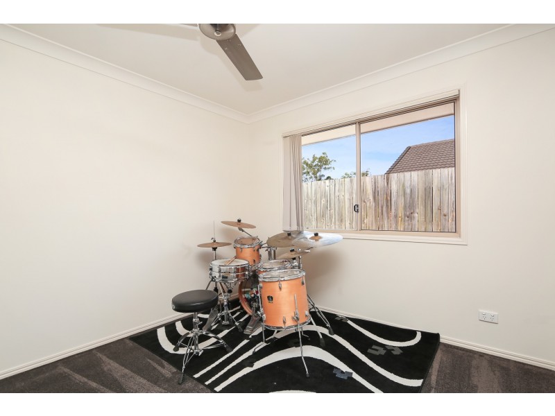 7 Lukin Court, Brassall QLD 4305