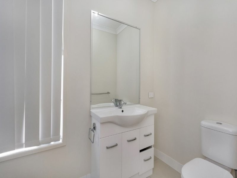 13 Iris Court, Yamanto QLD 4305