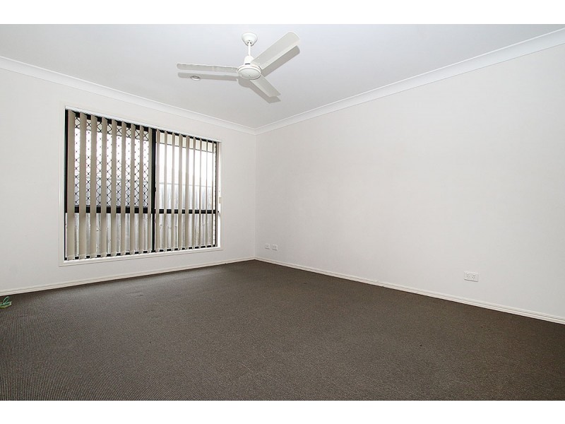 17 Angela Pl, Yamanto QLD 4305