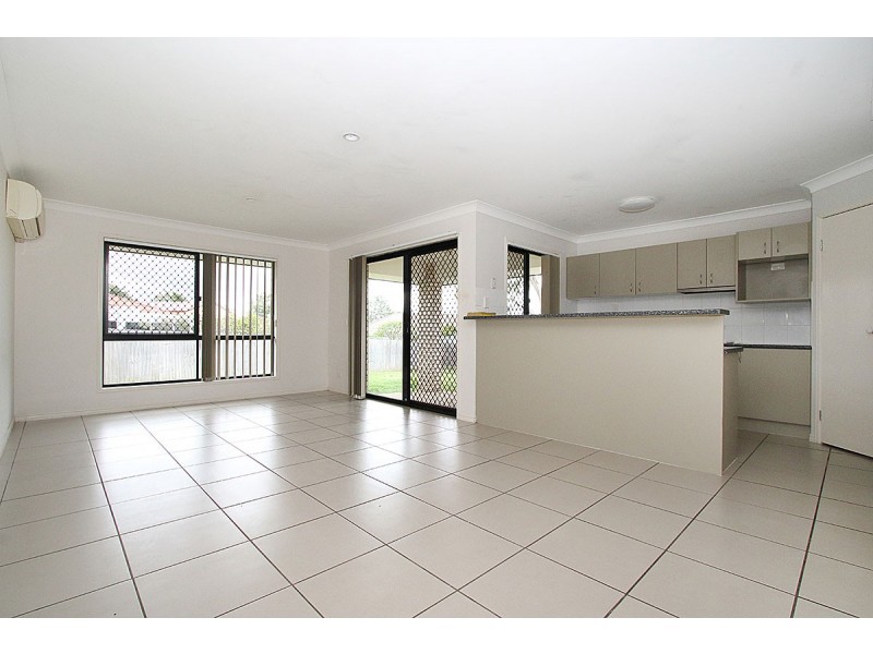 17 Angela Pl, Yamanto QLD 4305