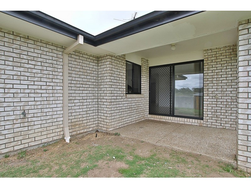 17 Angela Pl, Yamanto QLD 4305