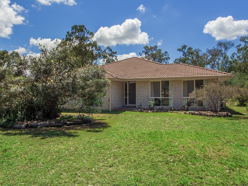 18 Oakland Road, Karrabin QLD 4306