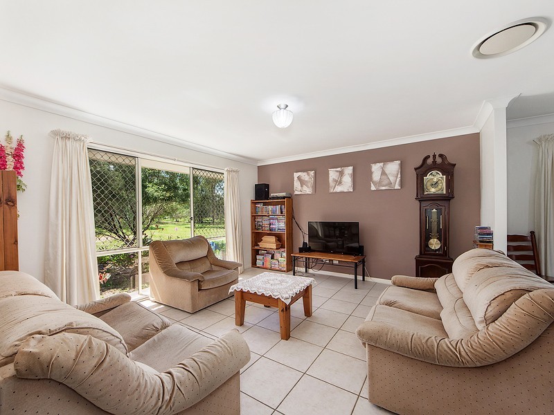 18 Oakland Road, Karrabin QLD 4306