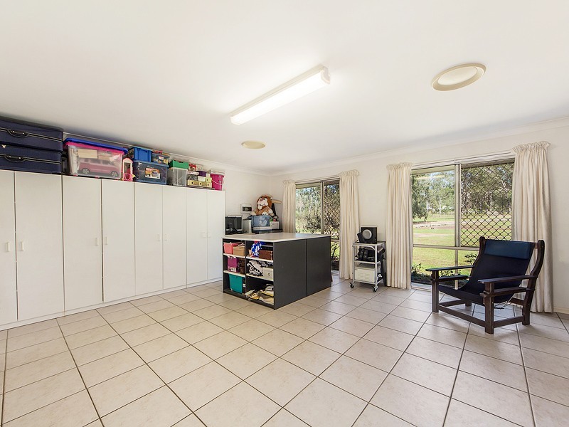 18 Oakland Road, Karrabin QLD 4306