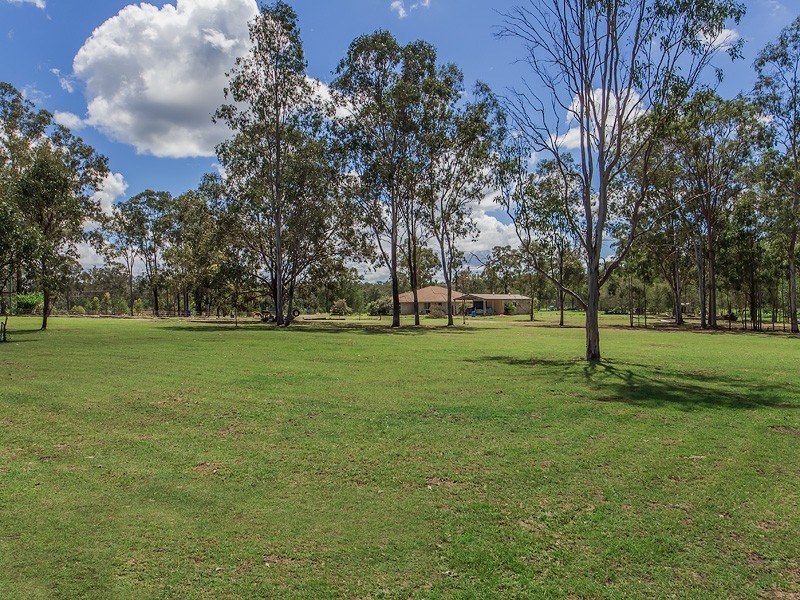 18 Oakland Road, Karrabin QLD 4306