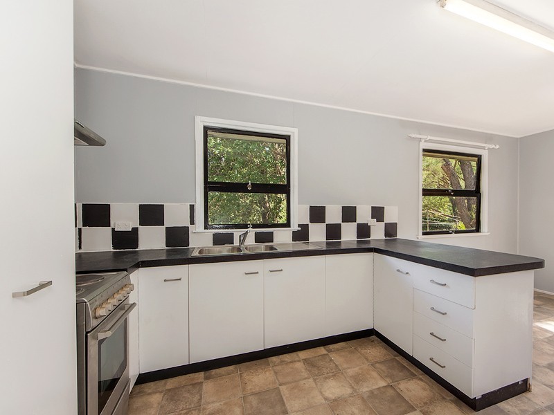 99 Williams Street West, Coalfalls QLD 4305