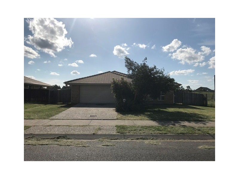 34 Bray Street, Lowood QLD 4311