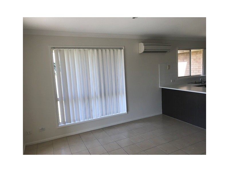 34 Bray Street, Lowood QLD 4311