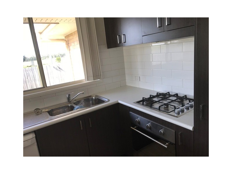 34 Bray Street, Lowood QLD 4311