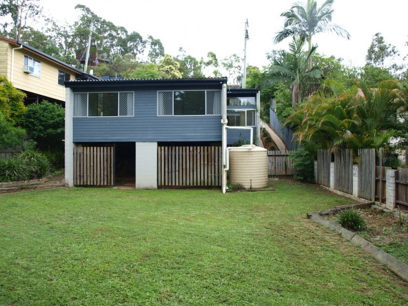 7 Surrey Road, Bellbird Park QLD 4300