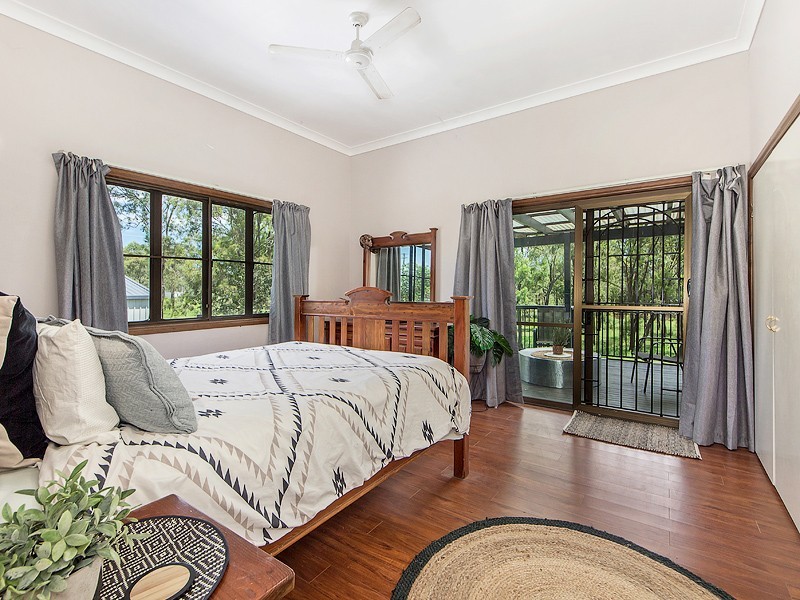 43 Hodgsons Rd, Walloon QLD 4306
