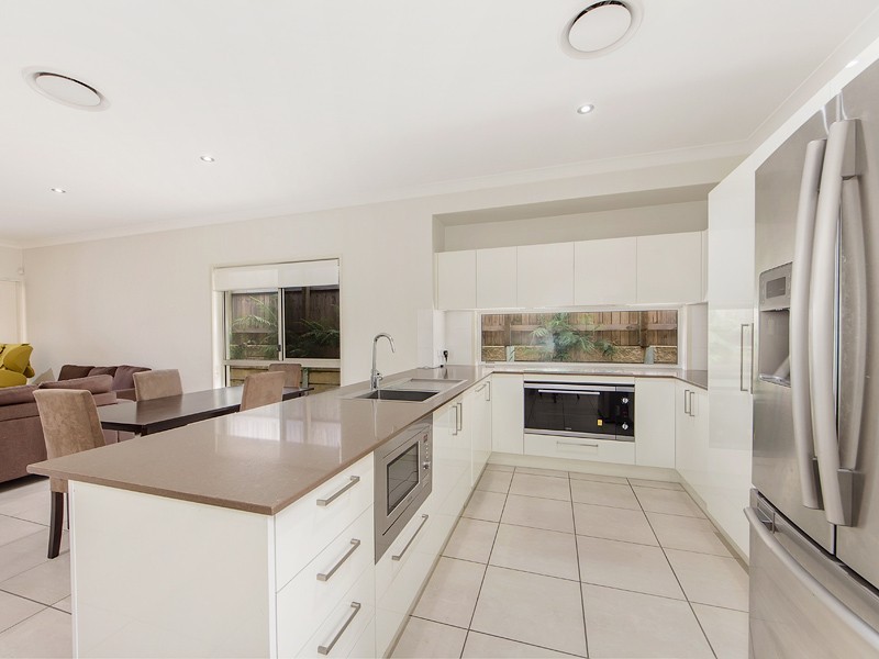 56 Columbia Dr, Bellbird Park QLD 4300