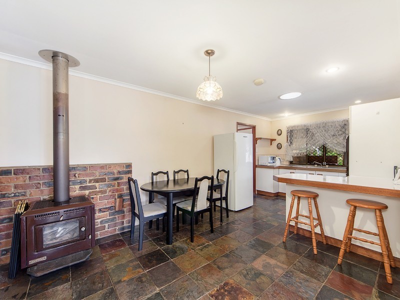 2943 Forest Hill Fernvale Rd, Lowood QLD 4311