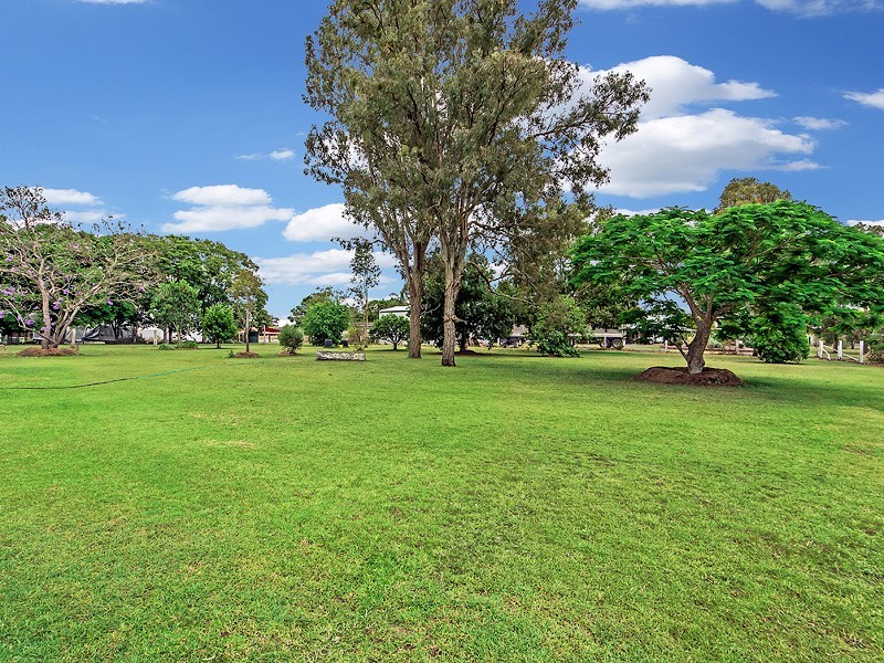 2943 Forest Hill Fernvale Rd, Lowood QLD 4311