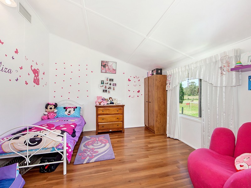 30 Gipps St, Calvert QLD 4340