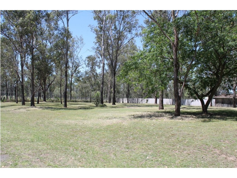 53 Cummins Rd, Thagoona QLD 4306