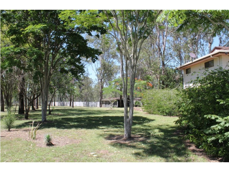 53 Cummins Rd, Thagoona QLD 4306