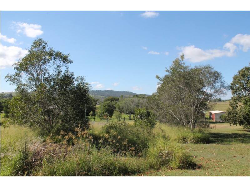 43 Edward St, Marburg QLD 4346