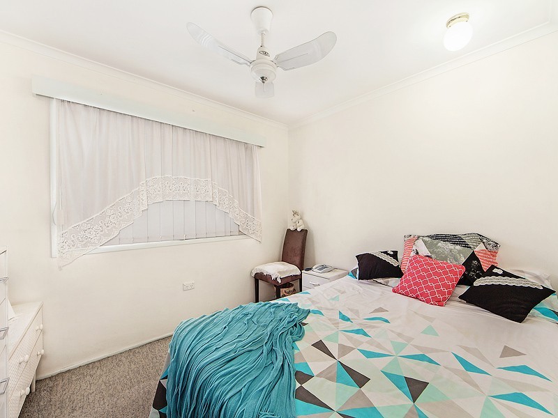 105 Mary Street, Blackstone QLD 4304