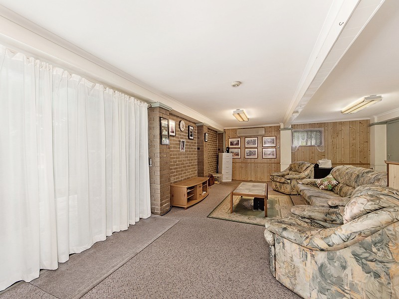 105 Mary Street, Blackstone QLD 4304