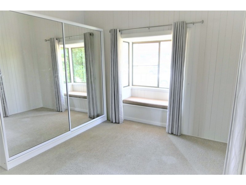 11 Michel Street, Lowood QLD 4311