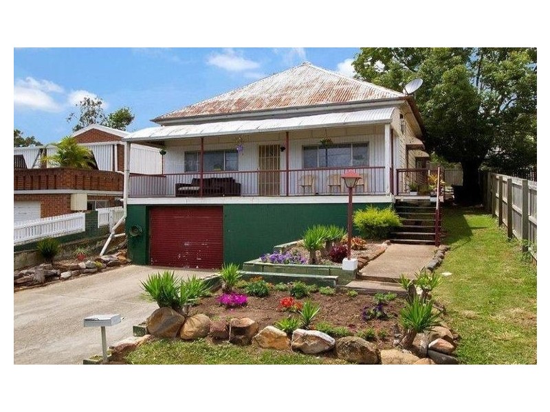 69 Brisbane Road, Bundamba QLD 4304