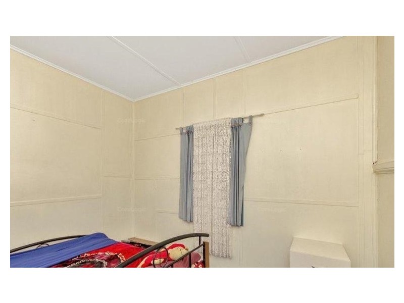 69 Brisbane Road, Bundamba QLD 4304