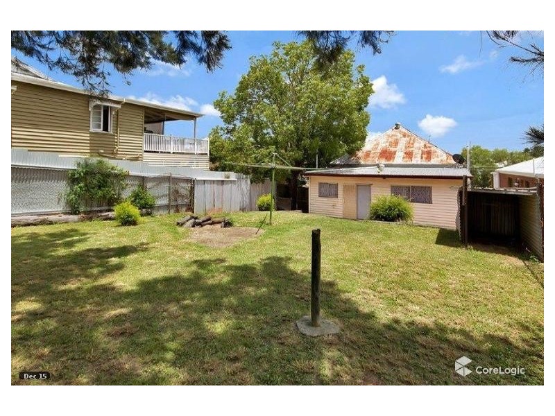 69 Brisbane Road, Bundamba QLD 4304