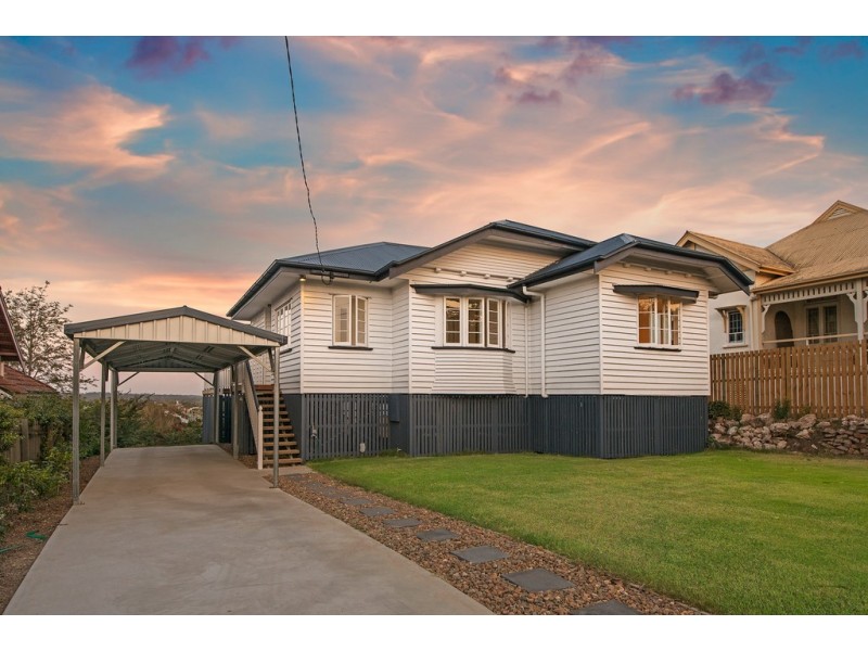 62B Chermside Road, Newtown QLD 4305