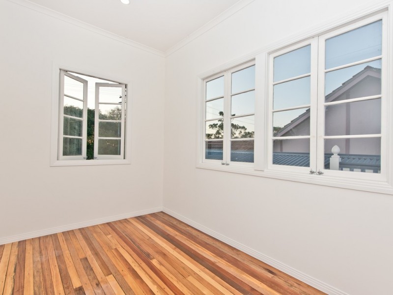 62B Chermside Road, Newtown QLD 4305