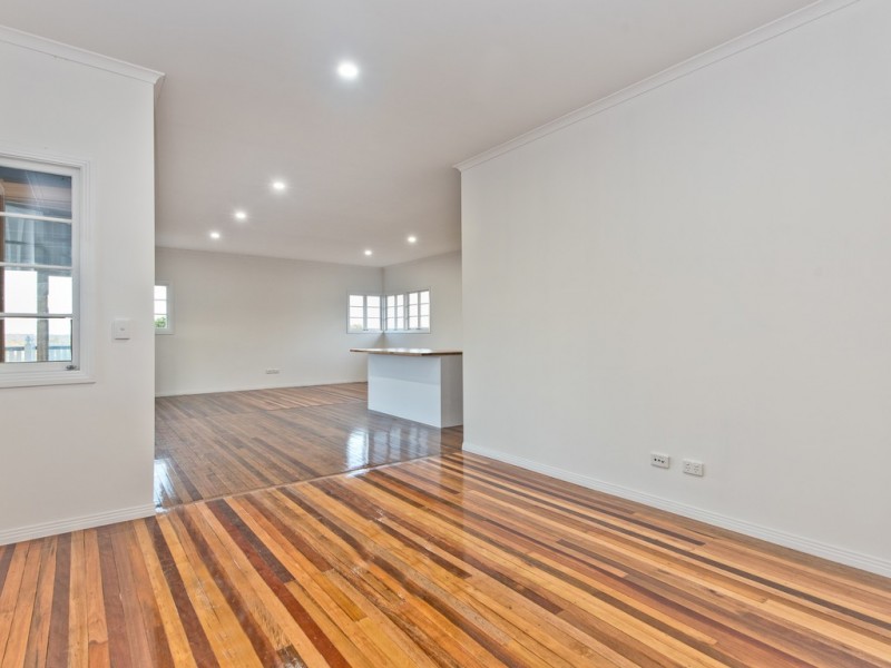 62B Chermside Road, Newtown QLD 4305