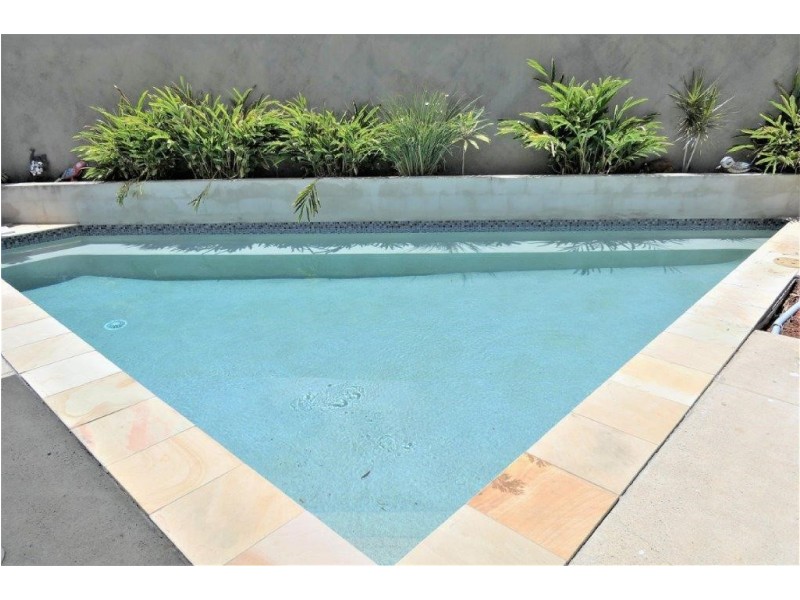 16 Brightwood Place, Fernvale QLD 4306