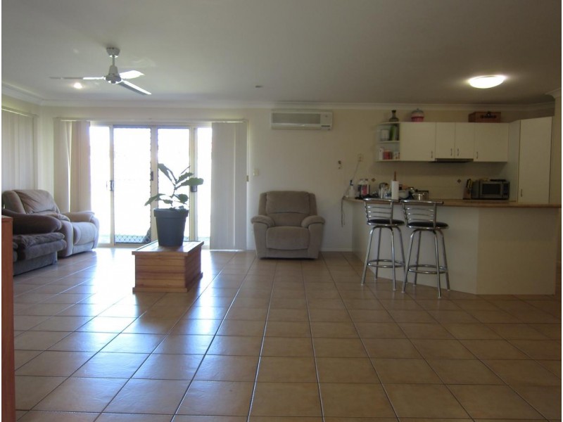 36 Wattle Crescent, Raceview QLD 4305