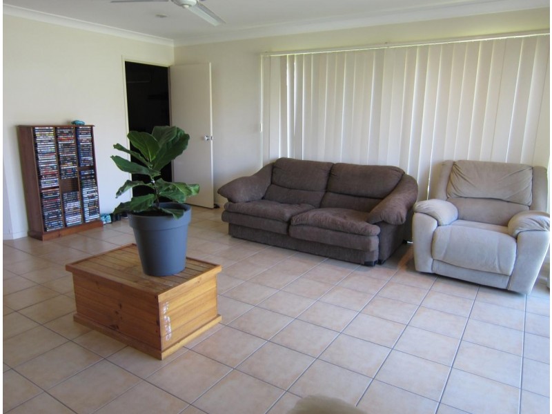 36 Wattle Crescent, Raceview QLD 4305